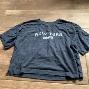 navy blue new york crop top
